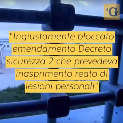 Agenti pestati da detenuto nigeriano, ma "Pd vuole cancellare Decreto sicurezza"