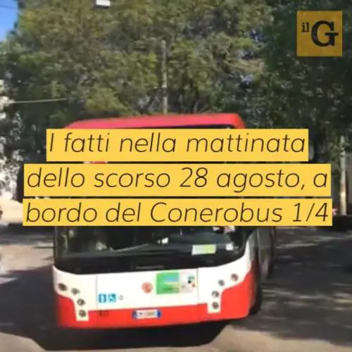 "Dammi la borsa o le faccio male". Algerino punta il coltello alla bimba di 2 anni