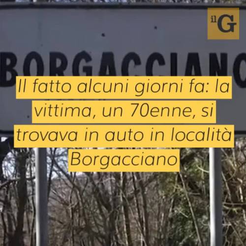 Fermano un 70enne, lo pestano e gli rubano il cellulare: solo denuncia per albanesi