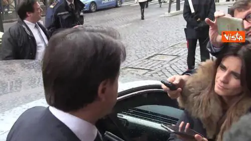 Conte al cronista: "Non dite ‘questo Renzi’, è il senatore Matteo Renzi"