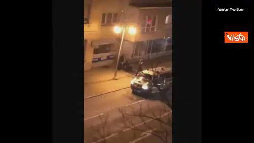 Strage ad Hanau, il fermo di un sospetto nel video di una famiglia italiana