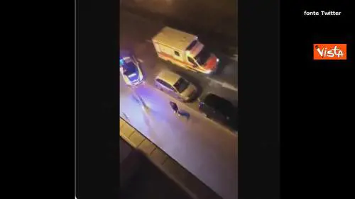 Strage ad Hanau, una ragazza italiana riprende la polizia che cerca il killer