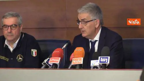 Coronavirus, Brusaferro (ISS): "14 giorni di quarantena per chi è stato in contatto con persone positive"