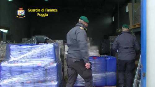 Il sequestro dei "preziosi" prodotti igienizzanti 