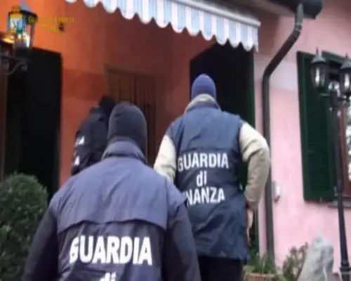 Maxi operazione anti droga a Trento, 37 arresti