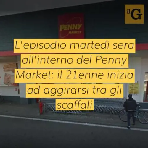 Botte alla guardia che lo sorprende a rubare: marocchino pregiudicato aggredisce anche agenti