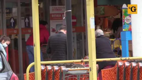 Palermo, parte l'assalto ai supermercati