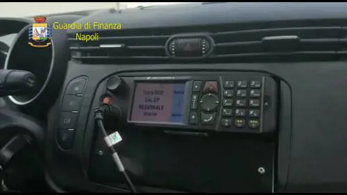 Il nobile gesto della Guardia di finanza che ha donato le mascherine sequestrate all'ospedale Cotugno