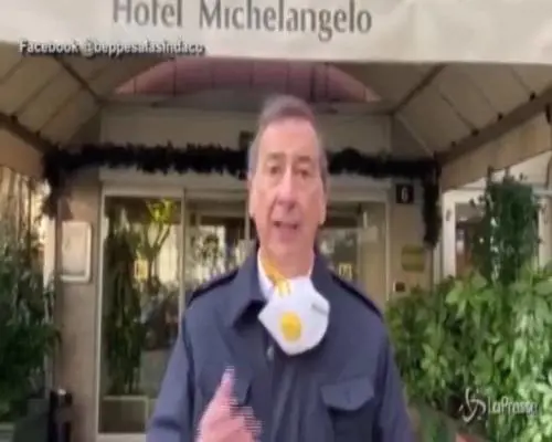 Il sindaco Beppe Sala in giro per Milano a ringraziare i lavoratori