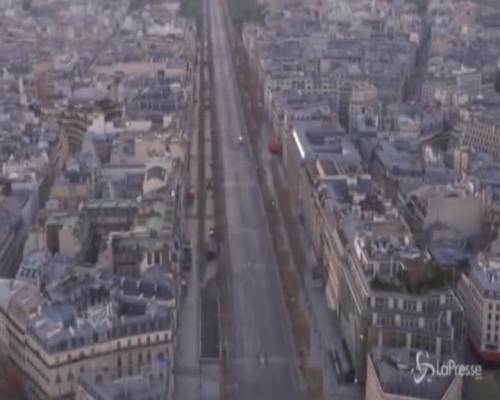 Parigi ai tempi del virus, raccontata dalle immagini di un drone