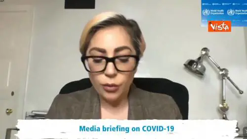 Lady Gaga in collegamento con l'Oms: "Il mio cuore è con i medici"