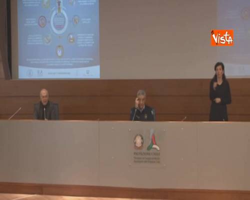 Coronavirus, Rezza (Iss): "Finalmente si intravede la discesa"