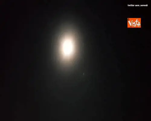 Ecco la Superluna, la più luminosa del 2020