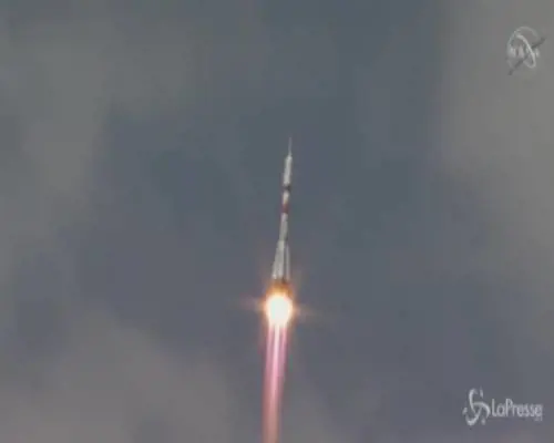 Spazio, la Soyuz M-16 verso l'Iss
