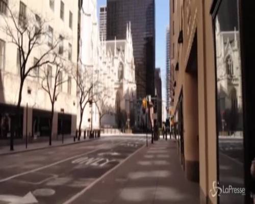 Coronavirus, i luoghi simbolo di New York deserti