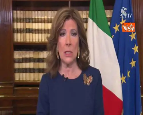 Giornata dell’Europa, Casellati: “Mentre Berlino discute l’Ue brucia”