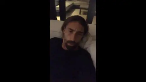 Vittorio Brumotti polemico: "La cucina italiana? Meglio all'estero"