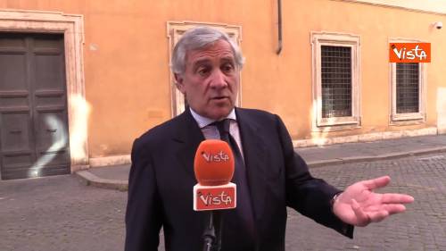 Tajani: “No alla sanatoria migranti, lavori chi prende reddito di cittadinanza e migranti regolari”