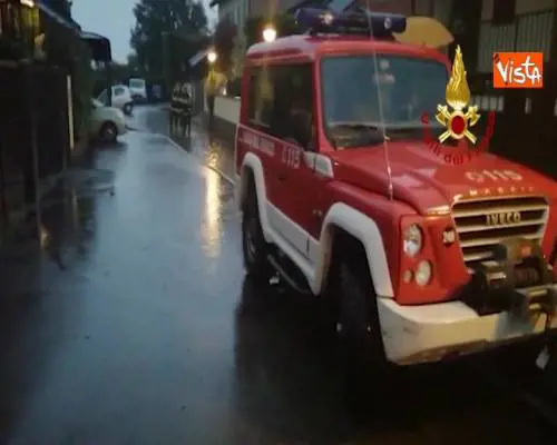  Maltempo a Milano, interventi nei vigili del fuoco nella notte 