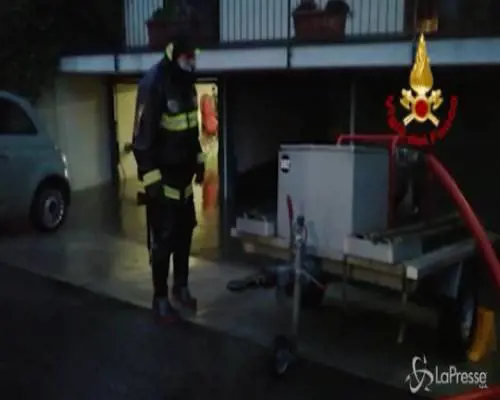 Nubifragio a Milano, tantissimi gli interventi dei vigili del fuoco