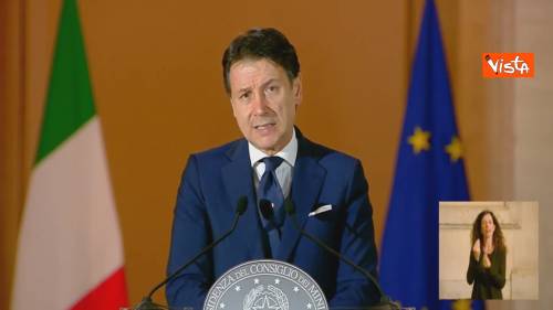  Conte: “Dal 25 maggio apriranno palestre e centri sportivi e dal 15 giugno teatri e cinema” 