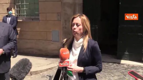 Meloni: “Italiani non credono alle promesse del Governo che regolarizza immigrati e libera boss”