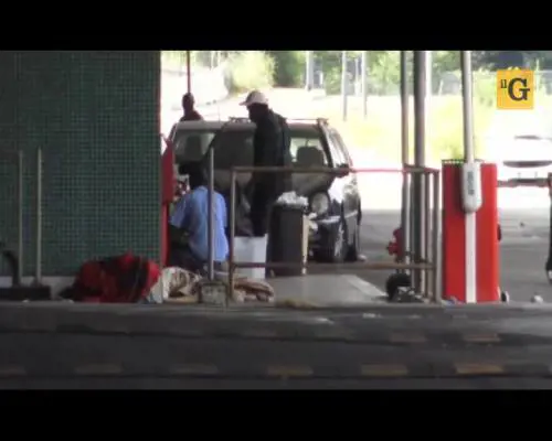 Stazione Tiburtina senza controlli: le minacce dei migranti