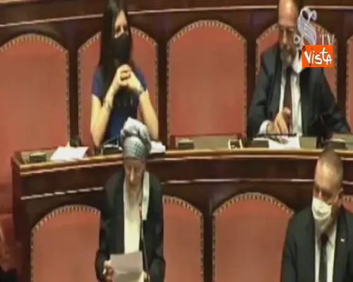 Bonino a Bonafede: “Si ricorda quando diceva che bisognava dimettersi anche in caso di sospetto?”