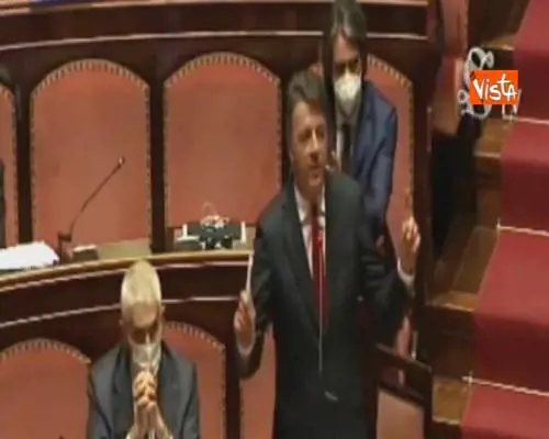 Renzi: "Seguiamo Conte, da lui segnali importanti"