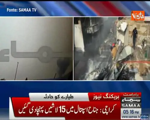  Aereo passeggeri precipita a Karachi in Pakistan