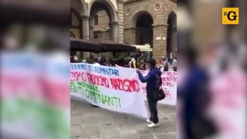 A Firenze la manifestazione dei rom, "vogliamo i soldi"