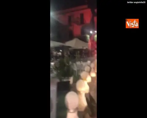 Caroselli nel centro di Napoli dopo il successo in Coppa Italia