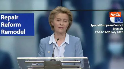 Vertice Ue, von der Leyen: "Fondi senza precedenti"