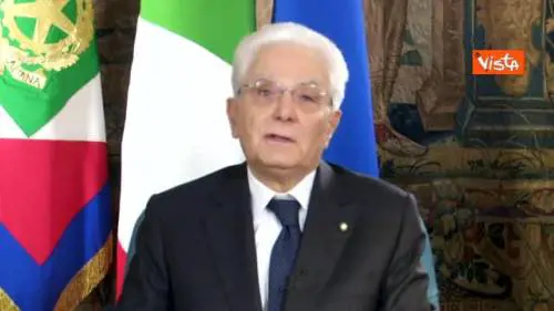 Coronavirus, Mattarella: “Ora il compito è rilanciare la fiducia nel futuro”