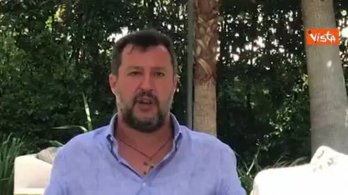 Inps, Salvini: "Tridico incapace, si dovrebbe dimettere"