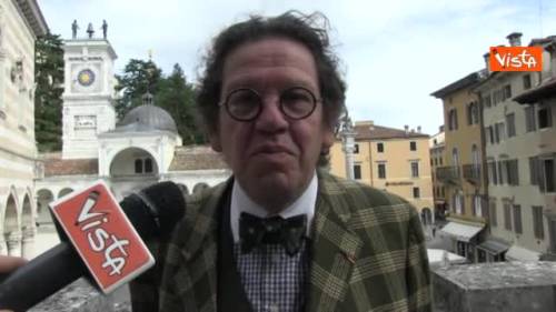 Philippe Daverio: "Italia fa di tutto per essere brutta con il disimpegno quotidiano"