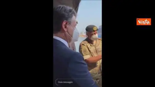 Conte in visita a Beirut