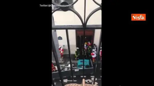 Attacco vicino alla vecchia sede di Charlie Hebdo