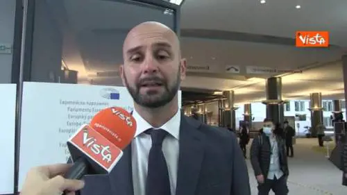 Premio Sakharov, Procaccini: “Vincitore dovrebbe essere professore decapitato Samuel Paty” 