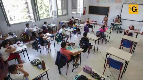 L'audio sul concorso: "Qui ci sono delle spie"