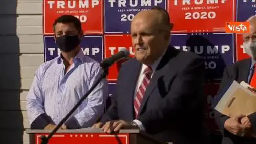 Usa 2020, Giuliani: "Brogli, hanno votato anche i morti. Lunedì parte l'azione legale"