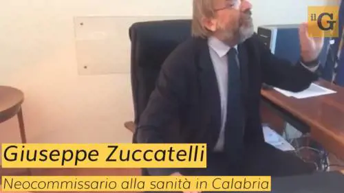 Calabria, il nuovo commissario alla sanità: "Ti becchi il virus solo se ficchi la lingua in bocca ad uno per 15 minuti"