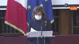 Natale, Casellati: "Incomprensibile che gli italiani non sappiano ancora come comportarsi"