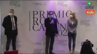 Covid Lombardia, Fontana: "Grazie al personale sanitario, andiamo avanti così"