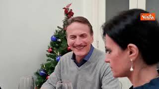 L’arte giapponese del Kintsugi e una visione di 'Luce', gli auguri di Natale della Polizia