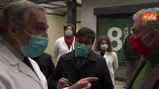 L'arrivo del vaccino allo Spallanzani. E parte l'applauso