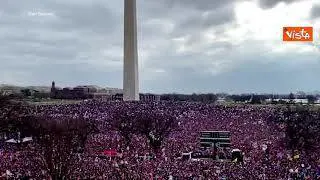 Usa 2020, migliaia di sostenitori di Trump manifestano a Washington