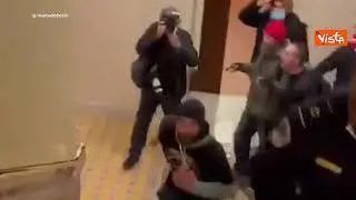 Il momento dell'irruzione al Congresso Usa