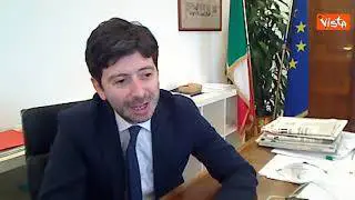 Speranza: “Vaccinarsi è la via per uscire dalla crisi”