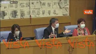 Renzi: "Conte? Aperture si fanno in Parlamento non per strada"